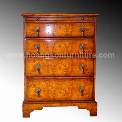 CHEST OF DRAWER